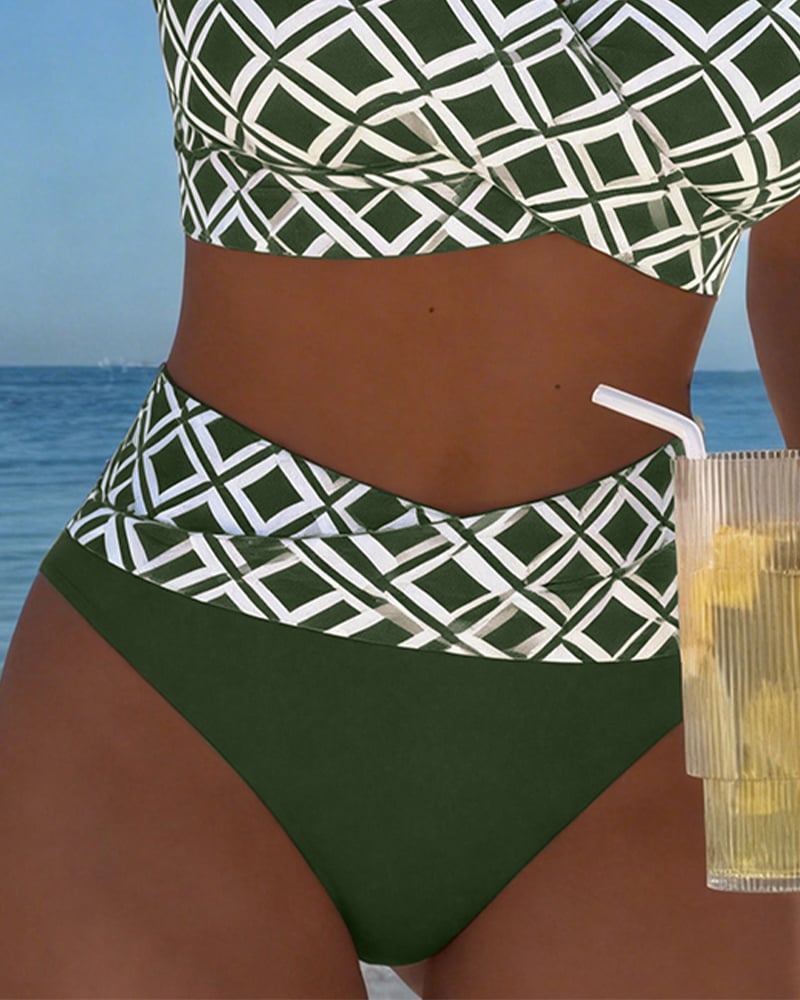 Divdažni Bikini sa Rezom Brusa i Dijamantskim Uzorkom